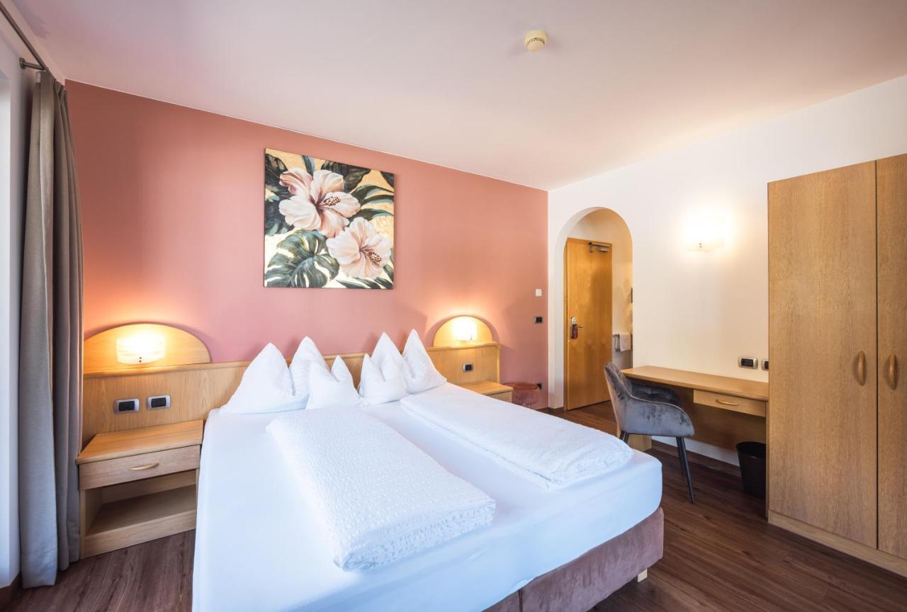 Hotel Bischofhof - Bistro Jasmin Chiusa Zewnętrze zdjęcie