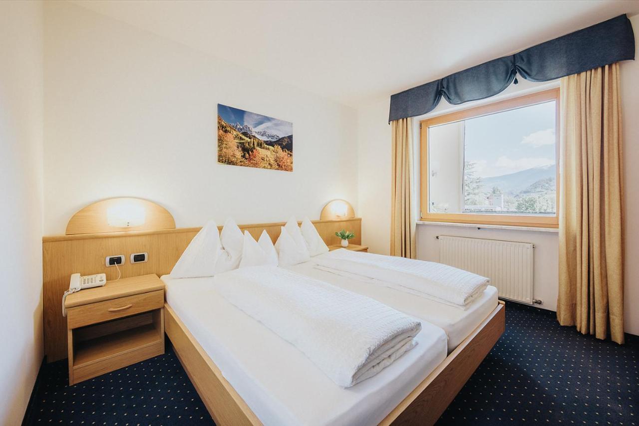 Hotel Bischofhof - Bistro Jasmin Chiusa Zewnętrze zdjęcie