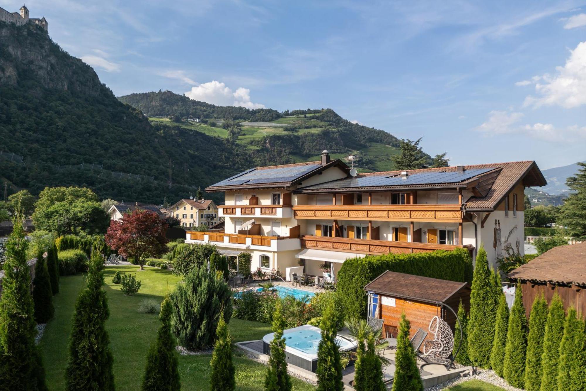 Hotel Bischofhof - Bistro Jasmin Chiusa Zewnętrze zdjęcie