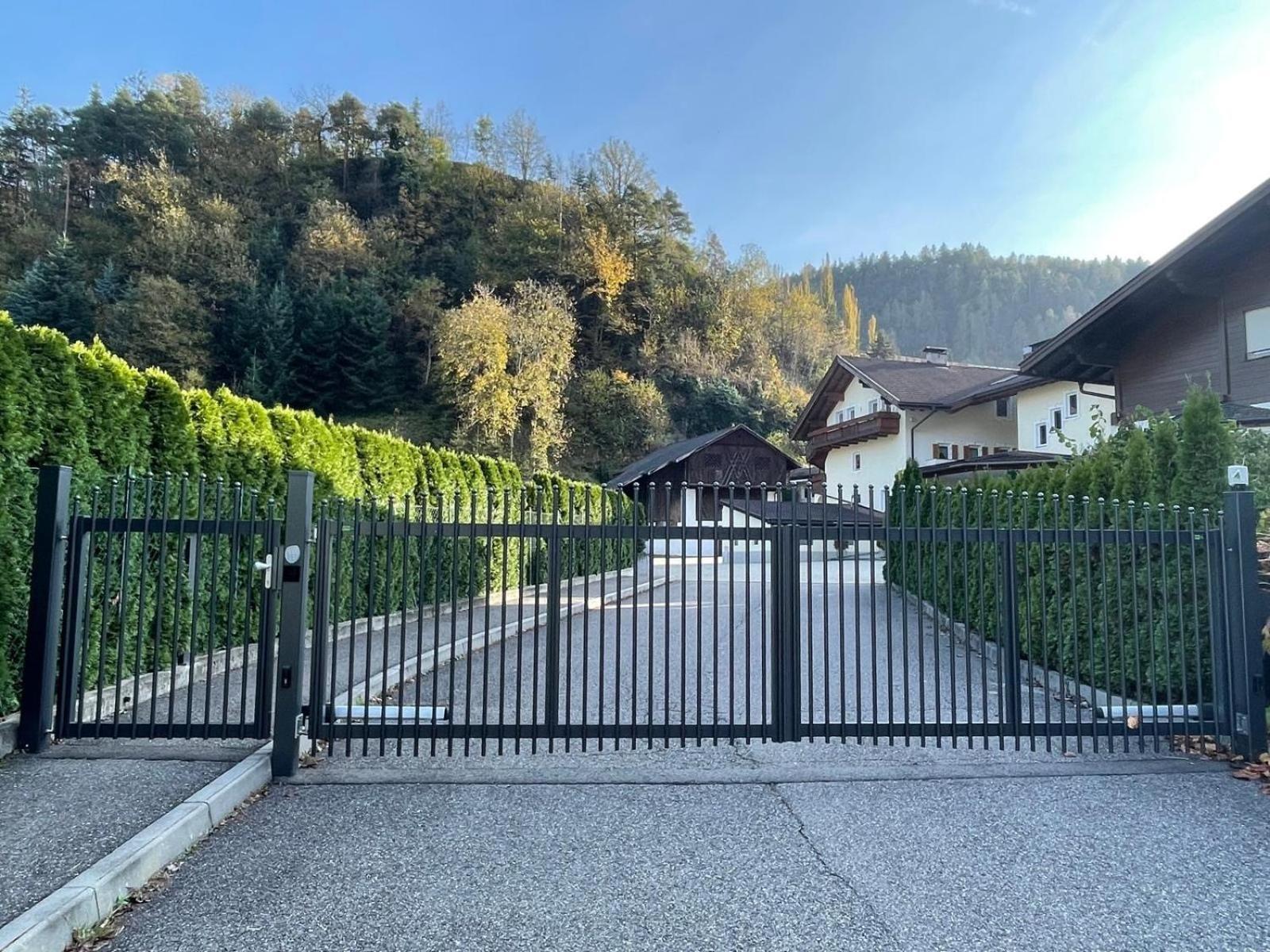 Hotel Bischofhof - Bistro Jasmin Chiusa Zewnętrze zdjęcie